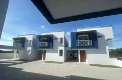 Foto principal do empreendimento Sobrado em Condomínio, novo e financiável no Ribeirão da Ilha em Ribeirão da Ilha, Florianópolis — pronto para morar na planta