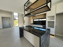Foto 9 de 36 do empreendimento Francês 11- Casa em condomínio fechado em Florianópolis em Rio Vermelho, Florianópolis — pronto para morar na planta