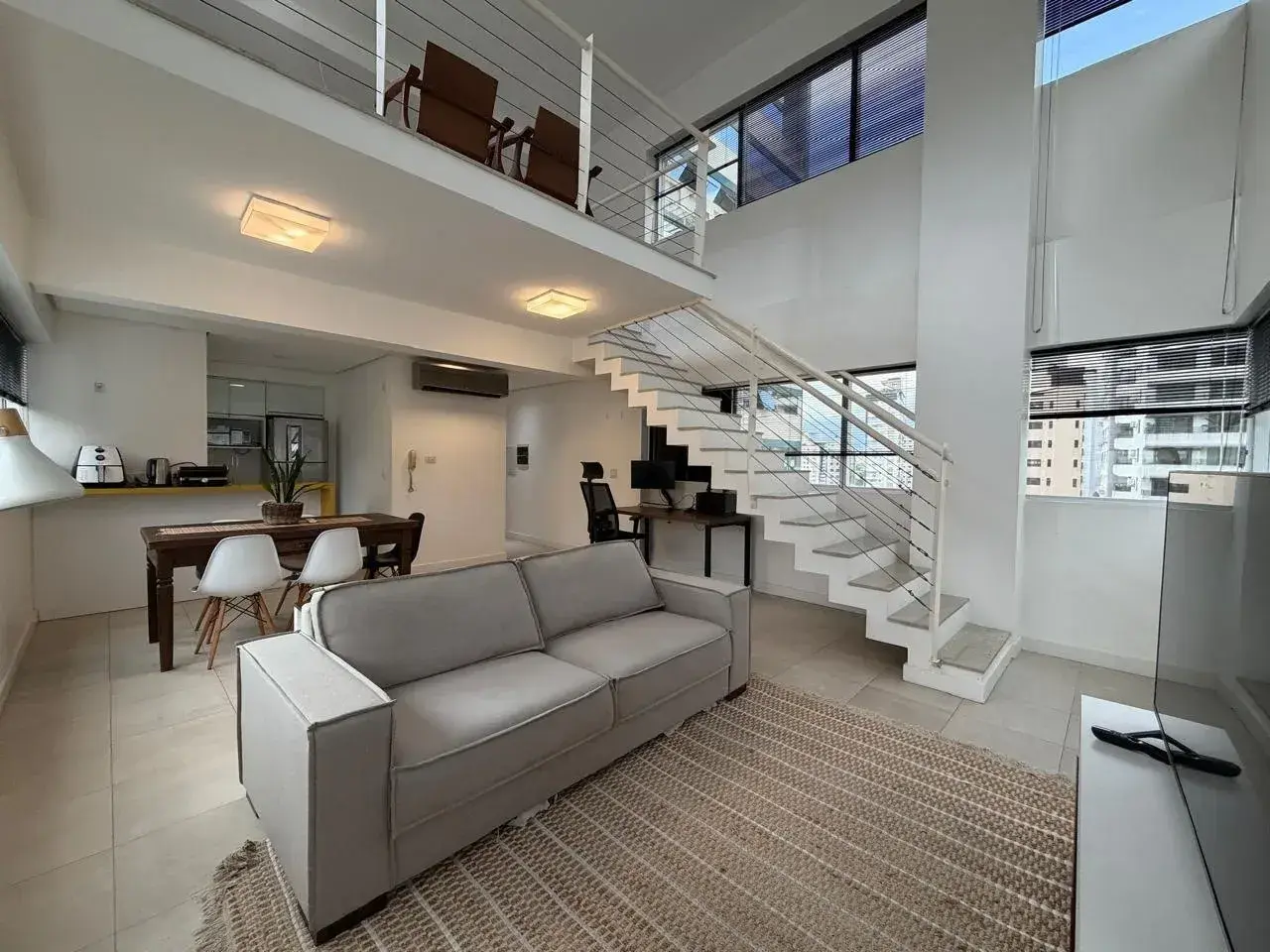 Imagem do pronto para morar Loft duplex, próximo ao Shopping Beira Mar em Centro, Florianópolis — imóvel na planta em Florianópolis